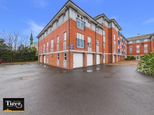 Newton Drive, Blackpool, FY3 8QG