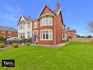 Squires Gate Lane, Blackpool, FY4 2QG