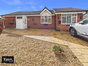 Summertrees Avenue, Lea, Preston, PR2 1SA